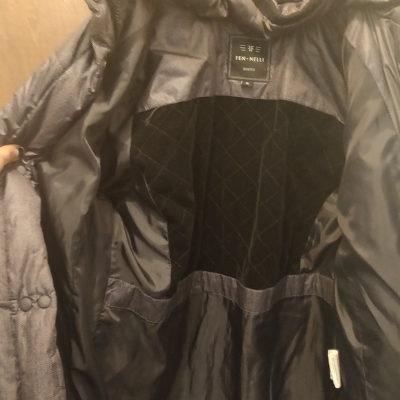 Coat - Picture 2 of 3